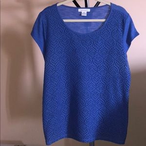 Super cute lace front shirt